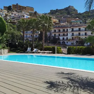 taormina-silver-house.taorminaitalyhotels.com/